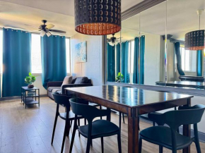 Downtown 24h Concierge 3 bds 2BR Onsite Parking LM706